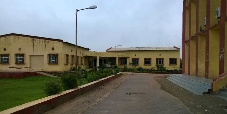 Government Engineering College Bharatpur Academic Building photo 1