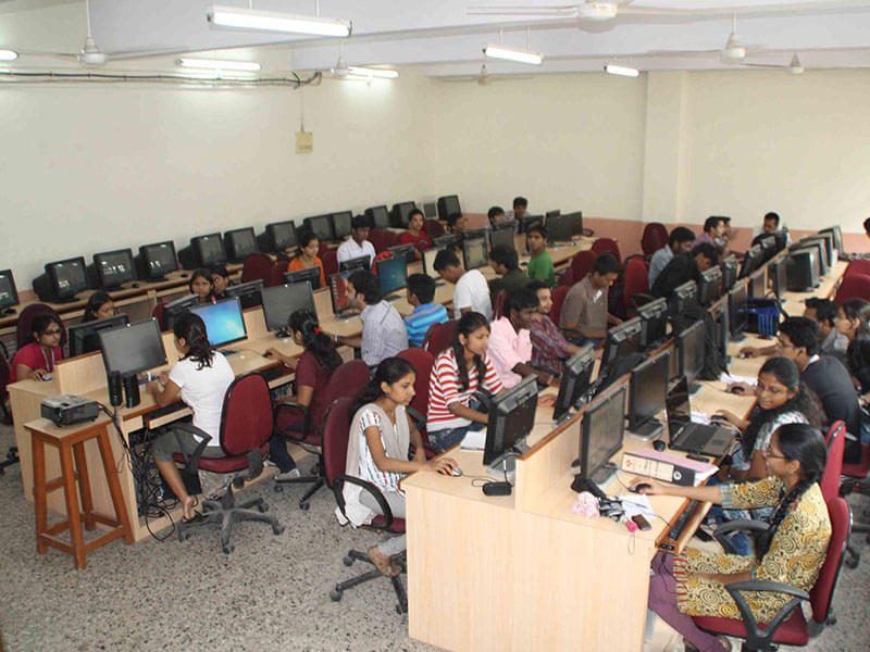 L.S. Raheja College of Arts and Commerce Mumbai Facility photo 2