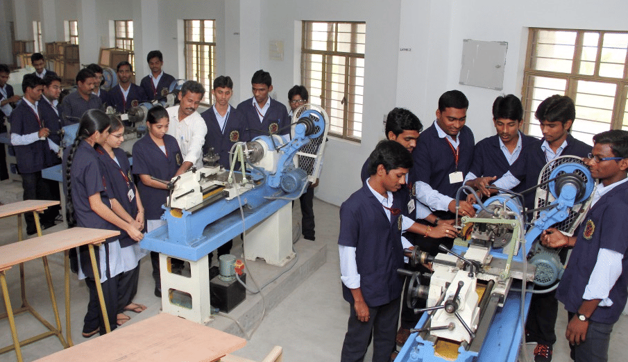 Universal College of Engineering and Technology Guntur Campus & Infrastructure photo 15