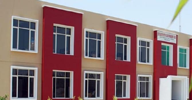 Devsthali Vidyapeeth Rudrapur Academic Building photo 3