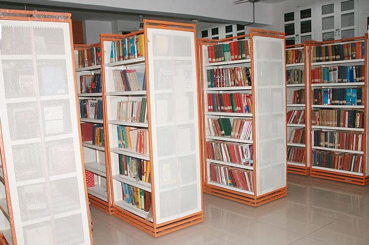 Anand Law College Infrastructure photo 3