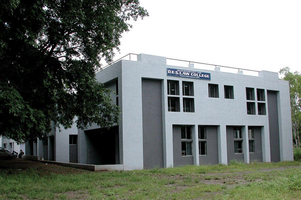 D.E.S's Shri. Navalmal Firodia Law College Pune Campus photo 2