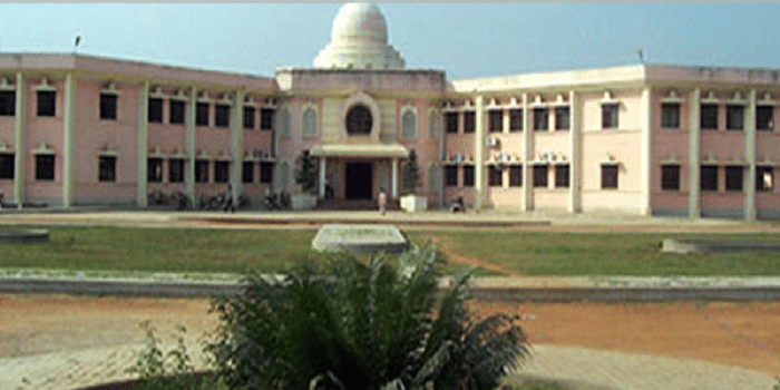 N.T.R. College of Veterinary Science Gangavaram Academic Building photo 1