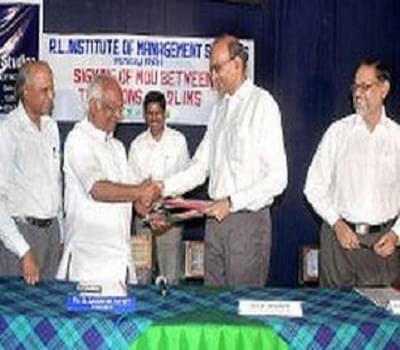 RL Institute of Management Studies Madurai College Function photo 3