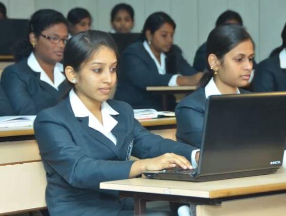 RL Institute of Management Studies Madurai College Campus photo 2