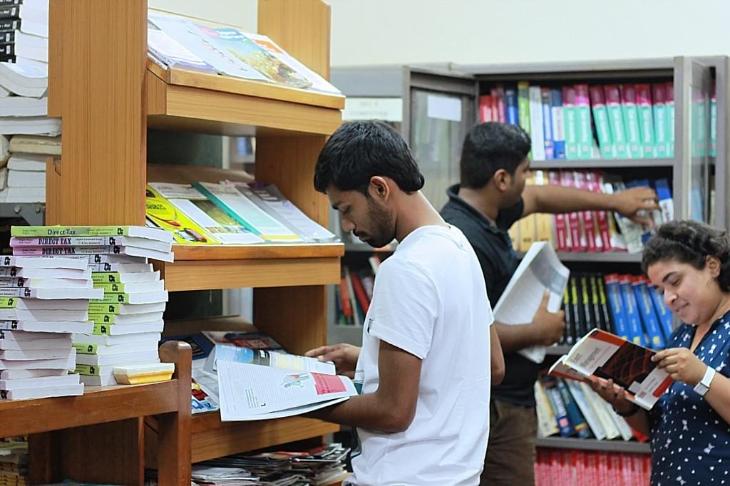 S. S. Dempo College of Commerce and Economics Panji College Library photo 1