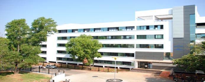 KLE University Belgaum College Campus photo 2