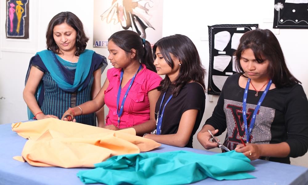 AXIS Institute of Fashion Technology Kanpur fashion Show photo 5