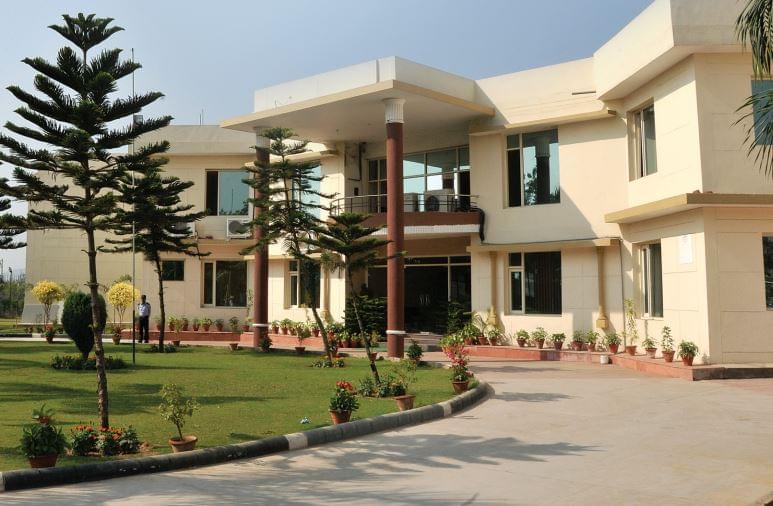 Baddi University of Emerging Sciences and Technologies Academic Building photo 9