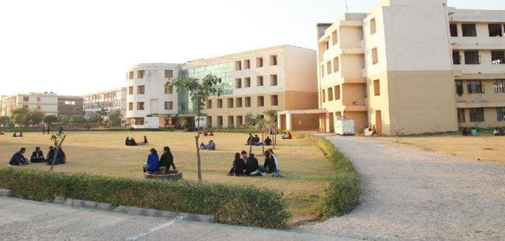 Baddi University of Emerging Sciences and Technologies Academic Building photo 11