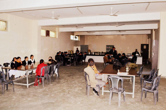 Career Point University Hamirpur hostel photo 1