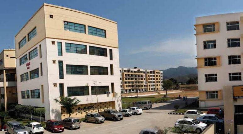 Chitkara University (Baddi) Buildings photo 9