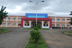 Sri Siddhartha University Tumkur Academic Building photo 1