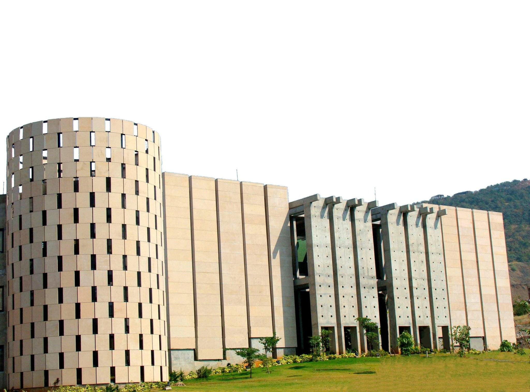 FLAME University Pune Campus Building photo 11