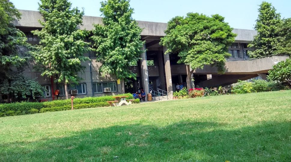 Motilal Nehru Evening College Campus photo 4