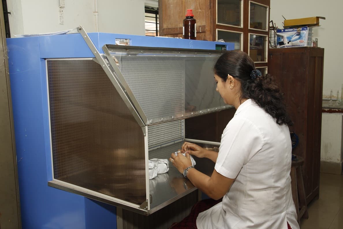 Mangalore University Laboratory and Classroom photo 6