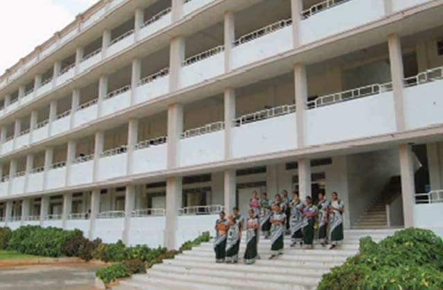Chandra Chellappan College of Education Namakkal Campus Building photo 3