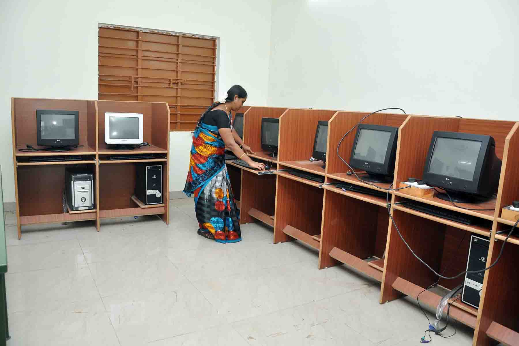 Chandra Chellappan College of Education Namakkal Facilities photo 1