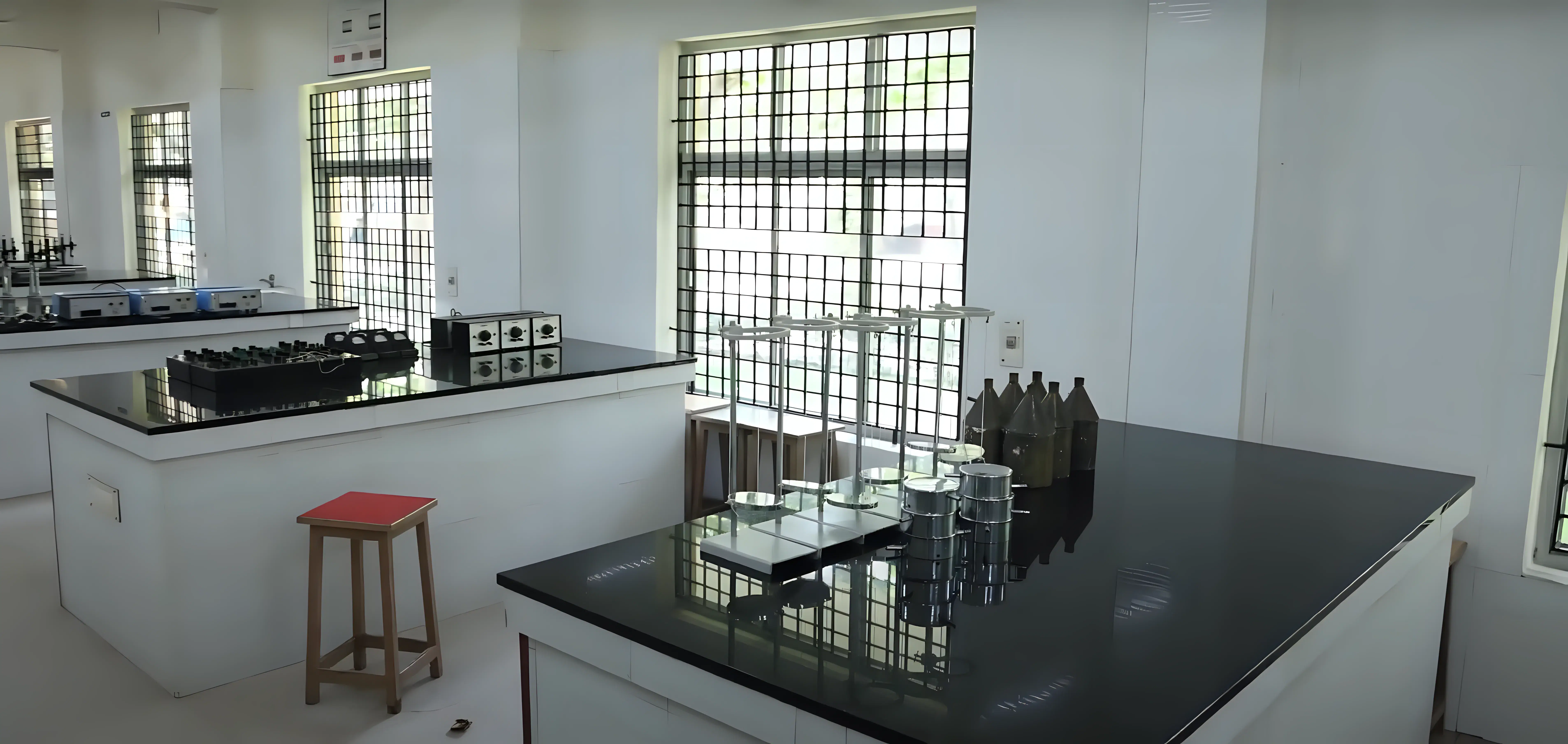 RMK Engineering College Thiruvallur Academic Labs photo 4