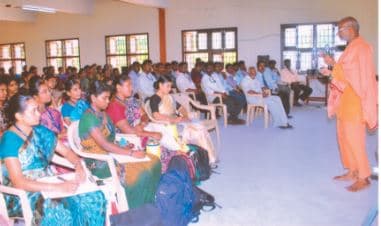 Dr. Sivanthi Aditanar College of Education Tiruchendur Academic Building with the Facilities photo 4