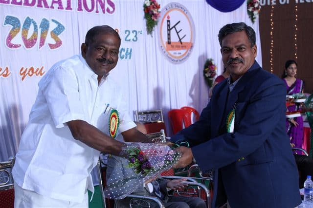 KLE Institute of Technology Hubli Campus Festivals photo 4