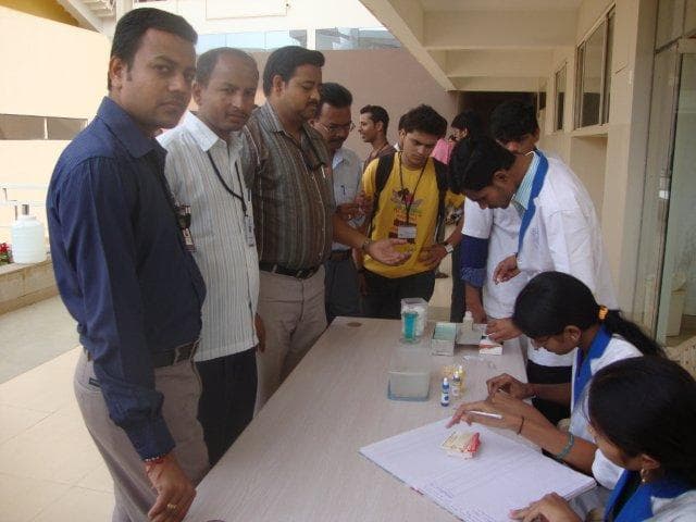 KLE Institute of Technology Hubli Blood Donation Camp photo 2