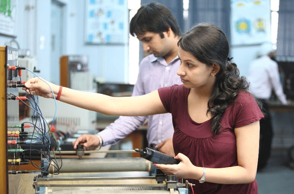 PNS Institute of Technology Bangalore Campus laboratory photo 2