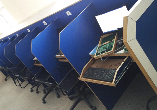 PNS Institute of Technology Bangalore Campus laboratory photo 3