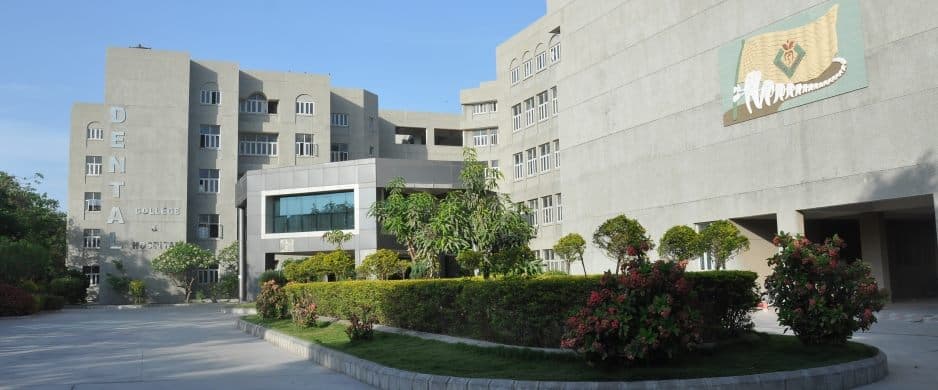 Govt. Dental College & Hospital Jamnagar Academic Building photo 2
