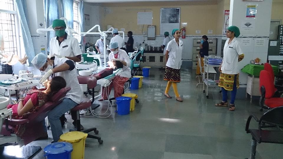 Govt. Dental College & Hospital Jamnagar Campus Laboratory photo 4