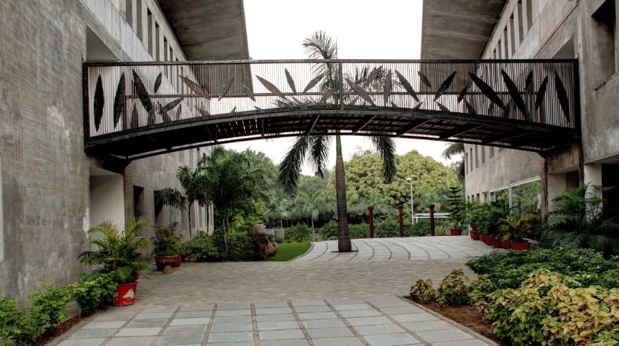 Karnavati School of Dentistry, Karnavati University Gandhinagar hostel photo 3