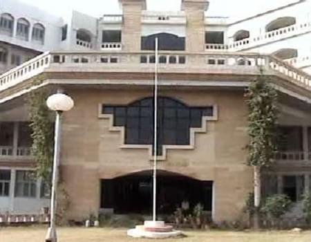 GMC Bhavnagar Academic Building photo 7