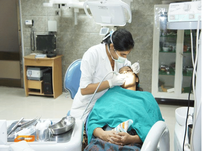 Government Dental College & Hospital Ahmedabad Campus Laboratory photo 5