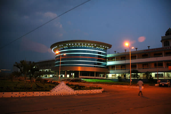 Vinayaka Mission Kirupananda Variyar Engineering College Salem Campus Buillding photo 4