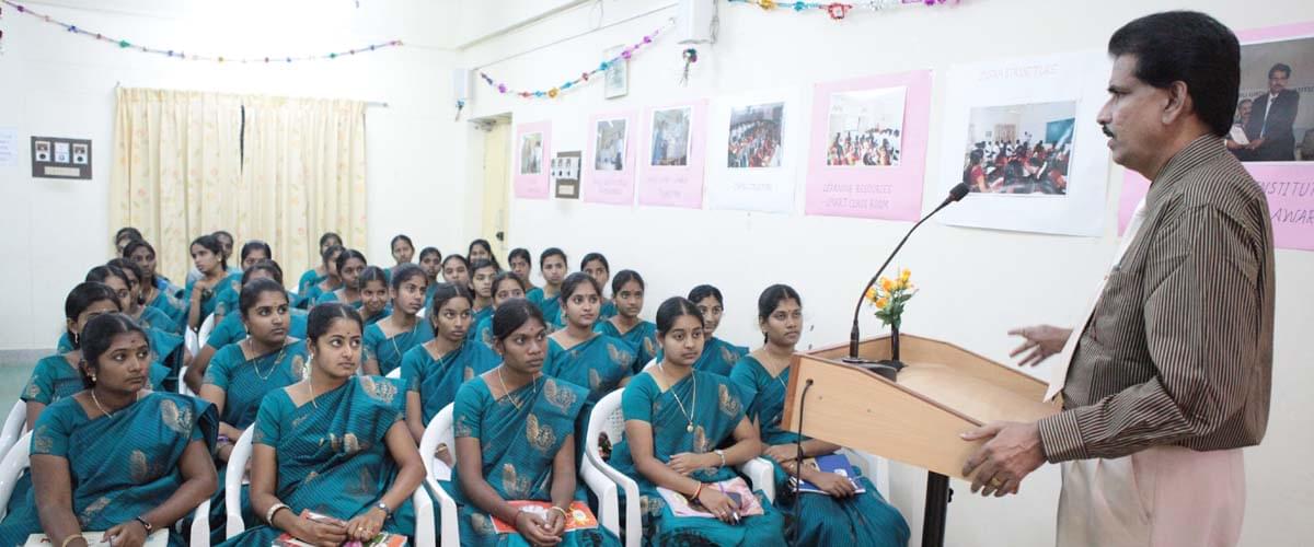 School of Commerce, Bharathiar University Coimbatore Classrooms and labs photo 3