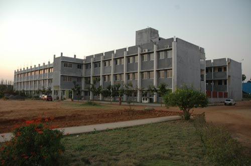 Saveetha School of Management Chennai Academic Building photo 4