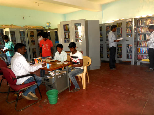 Y.M.Mallikarjunaswamy Government First Grade College Chamarajnagar Academic Building and facilities photo 4