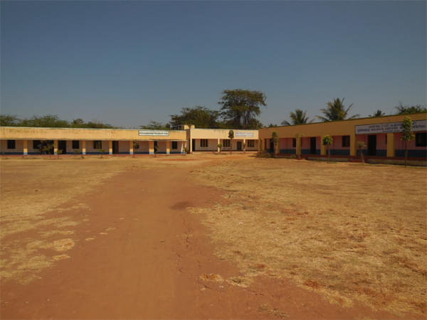 Y.M.Mallikarjunaswamy Government First Grade College Chamarajnagar Academic Building and facilities photo 6