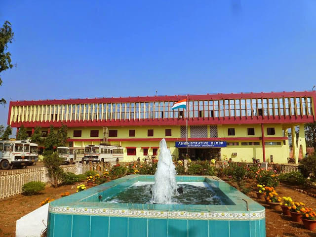 Berhampur University, HariHar Mardaraj Distance Education Centre Academic Building photo 3
