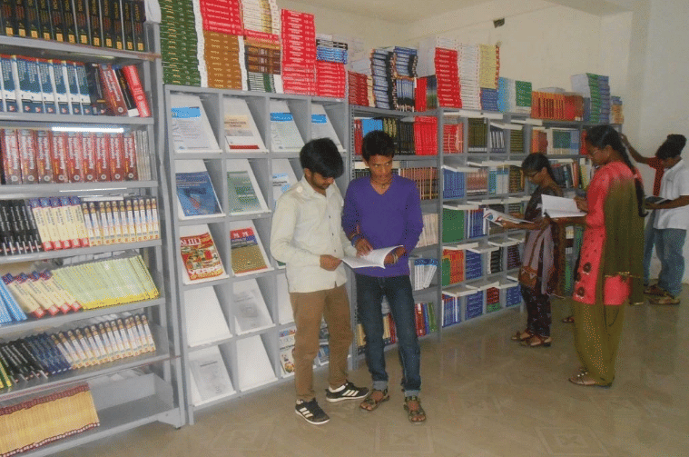 Jain AGM Institute of Technology Bagalkot Campus Laboratory & library photo 1