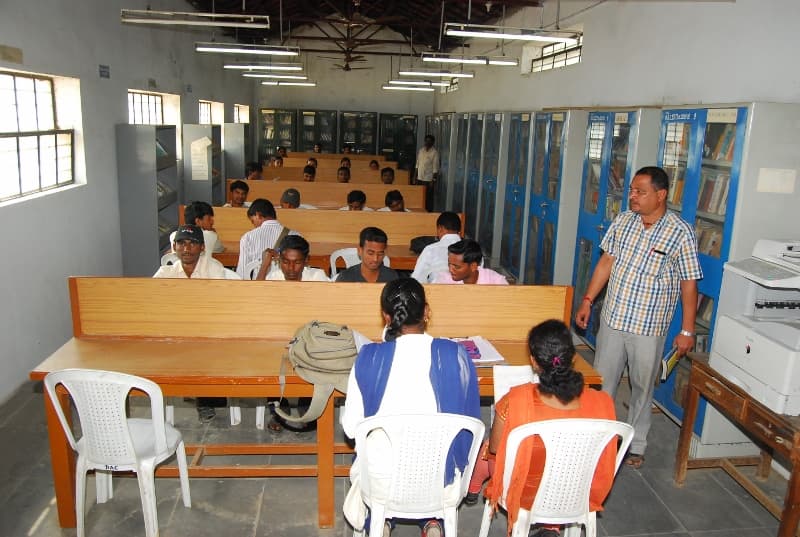 Dr. Ambedkar College of Arts & Commerce Gulbarga College Building and Facilities photo 7