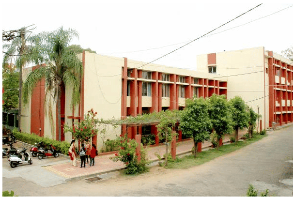 Teresian College Mysore Academic Building photo 2