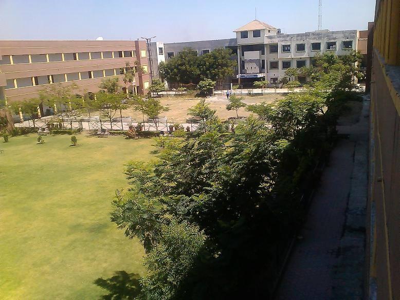Dr. A. P. J. Abdul Kalam University Indore Academic Building photo 1