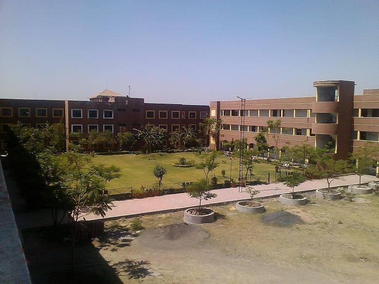 Dr. A. P. J. Abdul Kalam University Indore Academic Building photo 5