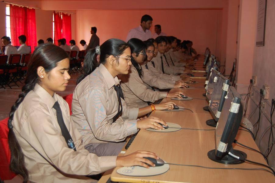 Dr. A. P. J. Abdul Kalam University Indore Campus Laboratory & Computer Lab photo 3