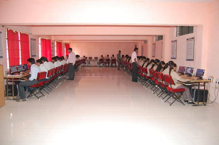 Dr. A. P. J. Abdul Kalam University Indore Campus Laboratory & Computer Lab photo 5