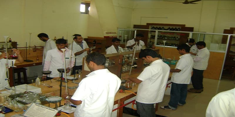 Farooqia College of Pharmacy Mysore laboratories photo 4