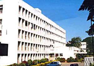 Bapuji Dental College and Hospital Davanagere Building photo 1