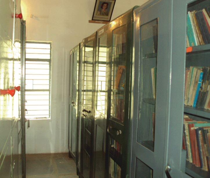 SJMV BAJSS Arts and Commerce College for Women Ranibennur Library and Lab photo 2