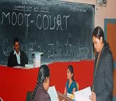 Hurakadli Ajja Law College Dharwad Infrastructure photo 2